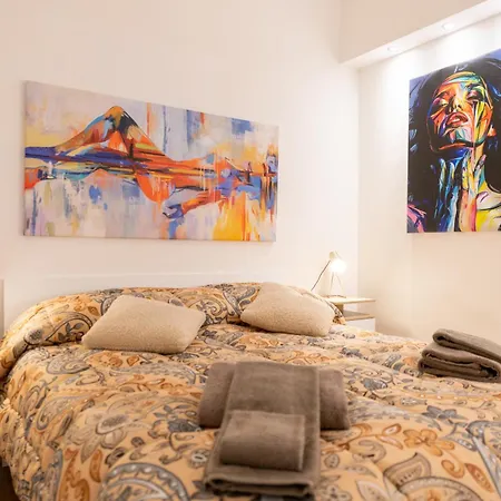 Lady Hana 2 Apartment *
