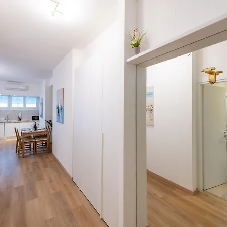 Lady Hana 2 Apartment Venice